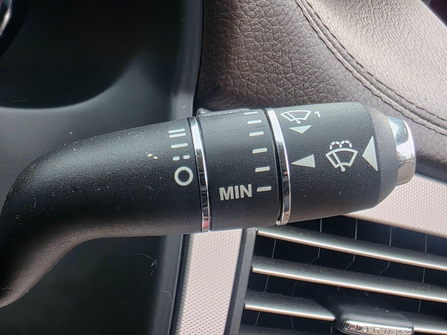 Used Jaguar XF 2010 for sale - 76976717: Photo 32