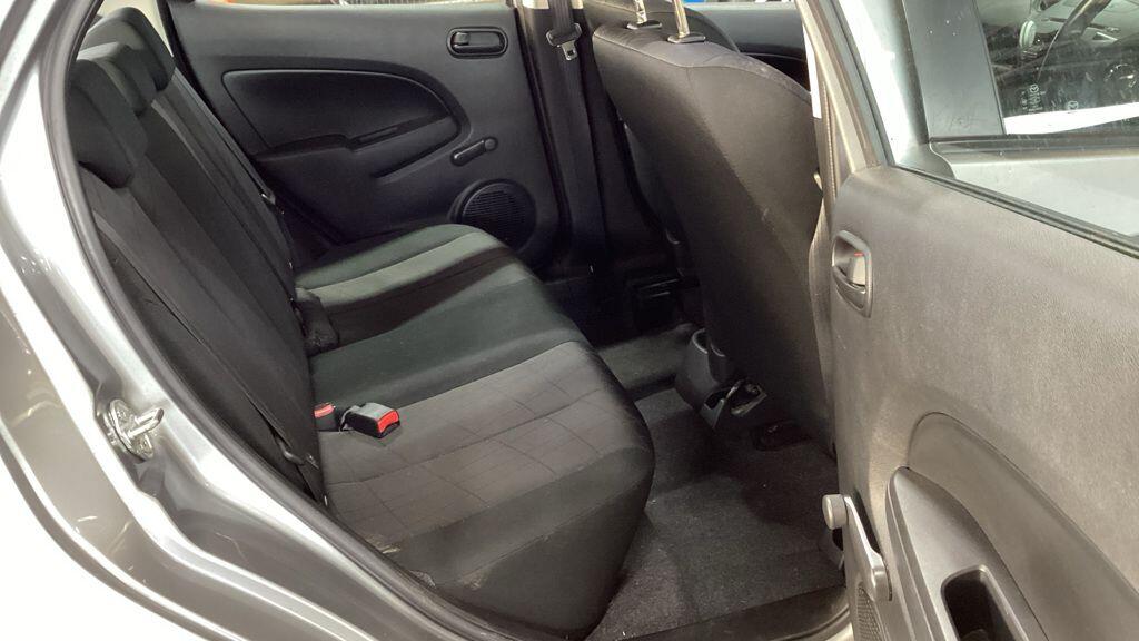 Used Mazda Mazda2 2015 for sale - 77351651: Photo 17