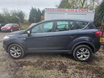 Used Ford Kuga 2010 for sale - 76550047: Photo