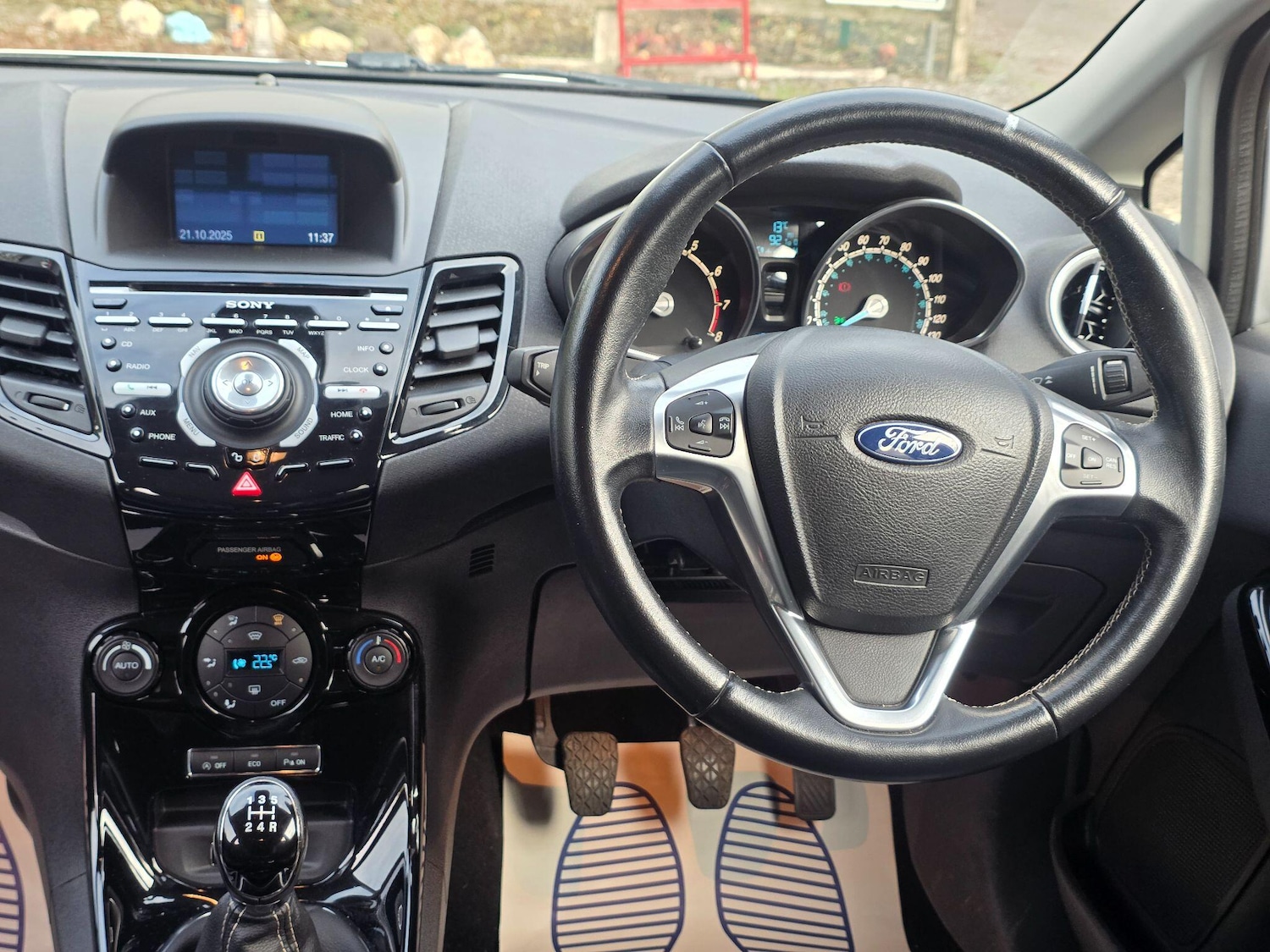 Used Ford Fiesta 2016 for sale - 76370392: Photo 22