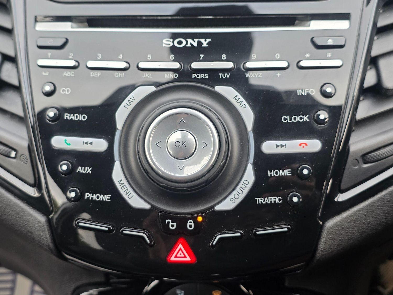Used Ford Fiesta 2016 for sale - 76370392: Photo 28