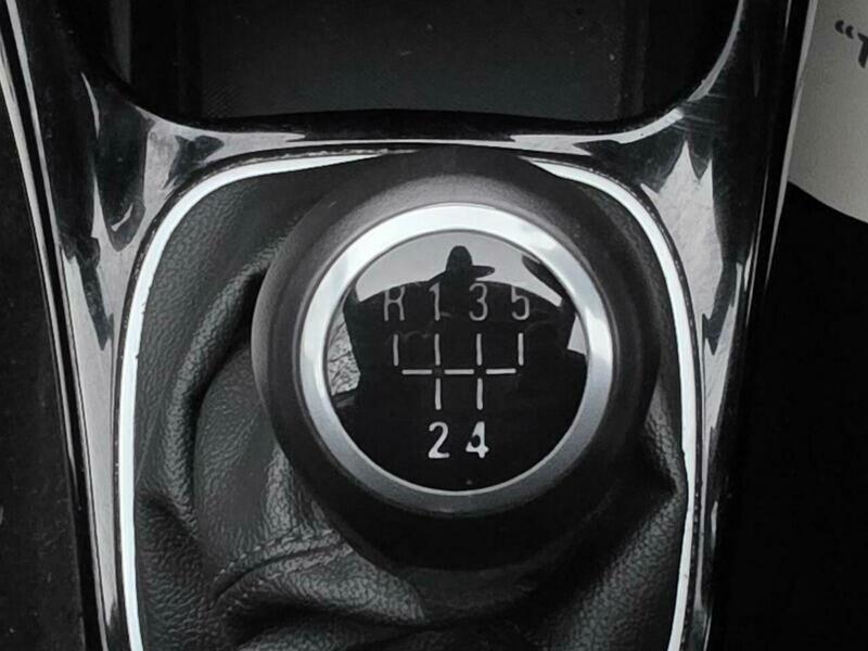 Used Vauxhall Corsa 2015 for sale - 77082008: Photo 32