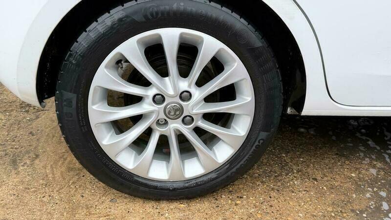 Used Vauxhall Corsa 2015 for sale - 77082008: Photo 49