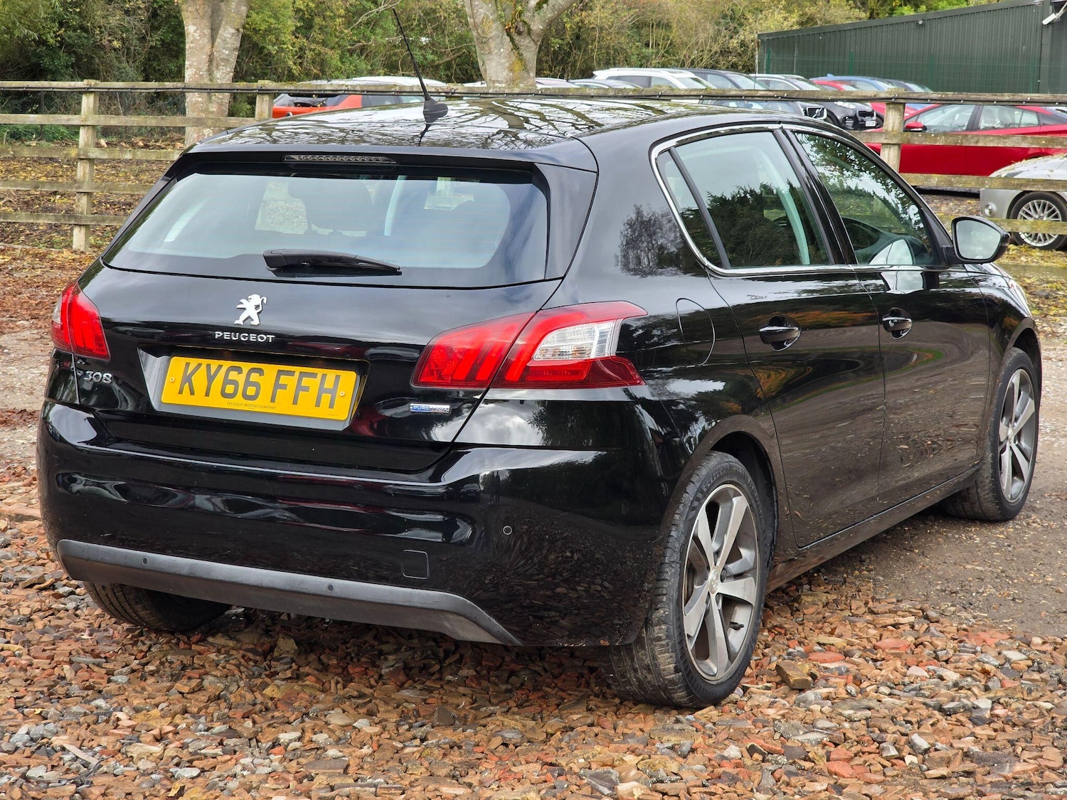 Used Peugeot 308 2016 for sale - 76370785: Photo 11