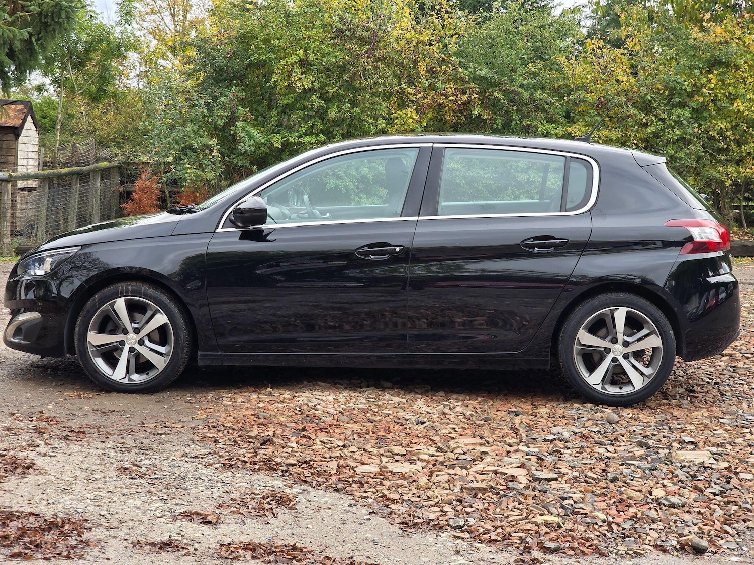 Used Peugeot 308 2016 for sale - 76370785: Photo 8