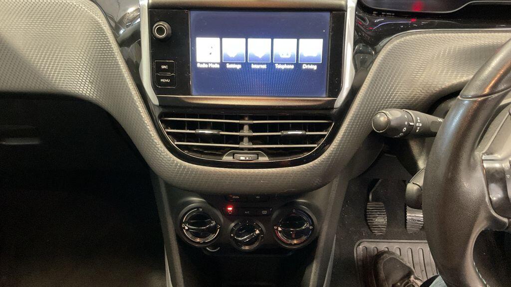 Used Peugeot 2008 2015 for sale - 77174812: Photo 3