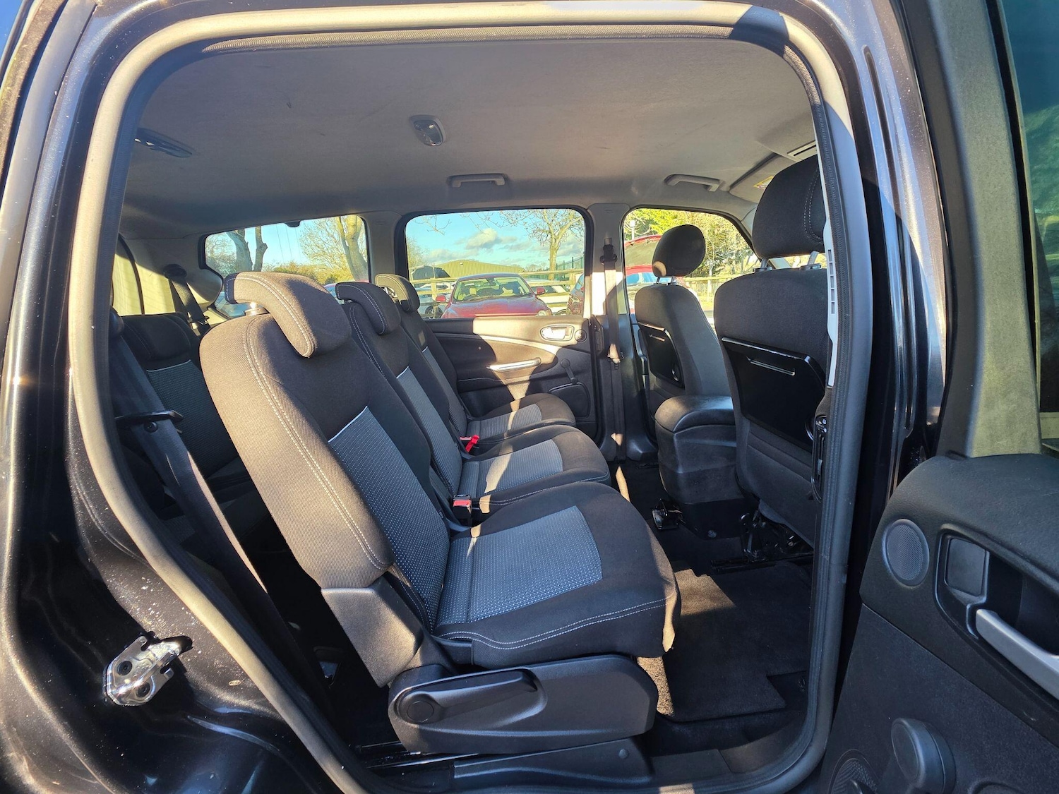 Used Ford Galaxy 2015 for sale - 76550806: Photo 22