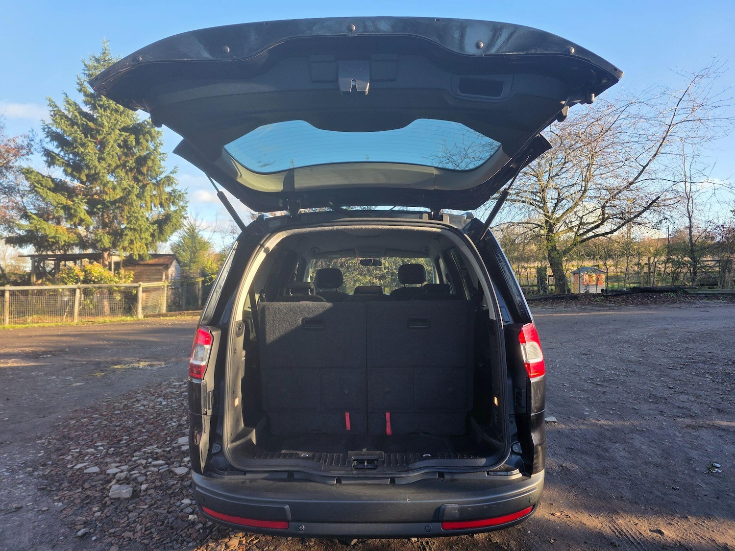 Used Ford Galaxy 2015 for sale - 76550806: Photo 28