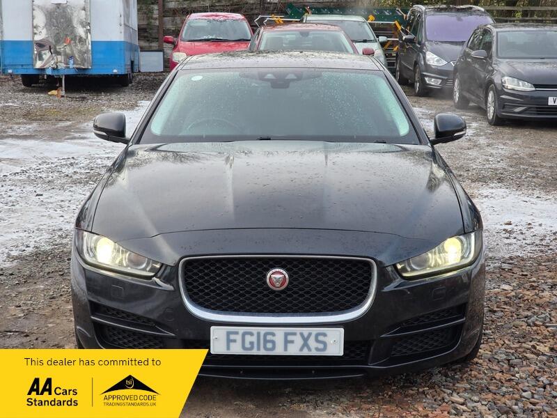 Used Jaguar XE 2016 for sale - 77119807: Photo 2