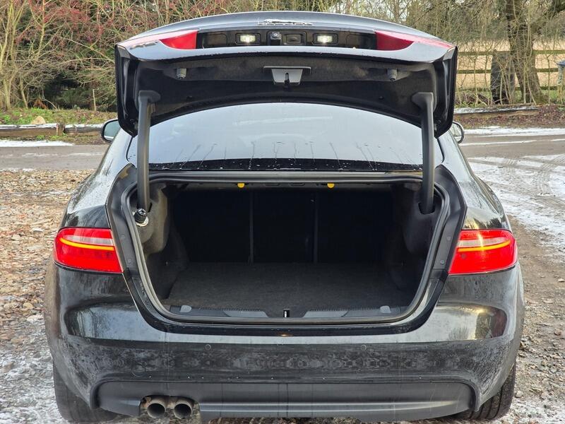 Used Jaguar XE 2016 for sale - 77119807: Photo 20