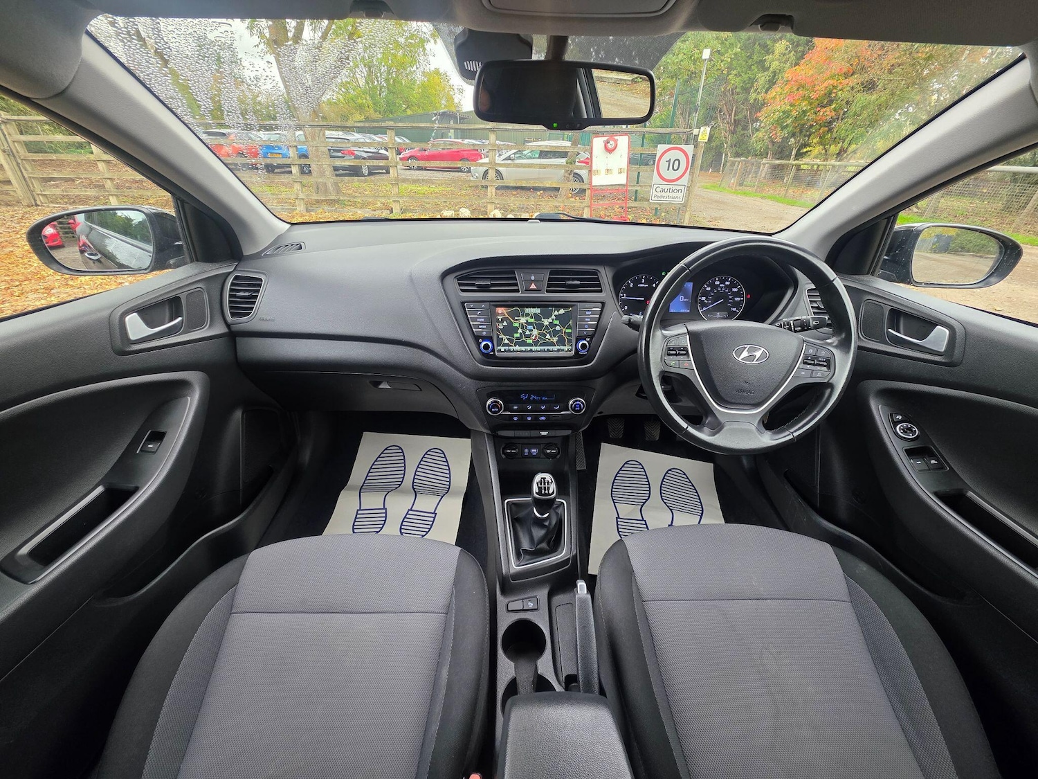 Used Hyundai i20 2015 for sale - 76371218: Photo 21