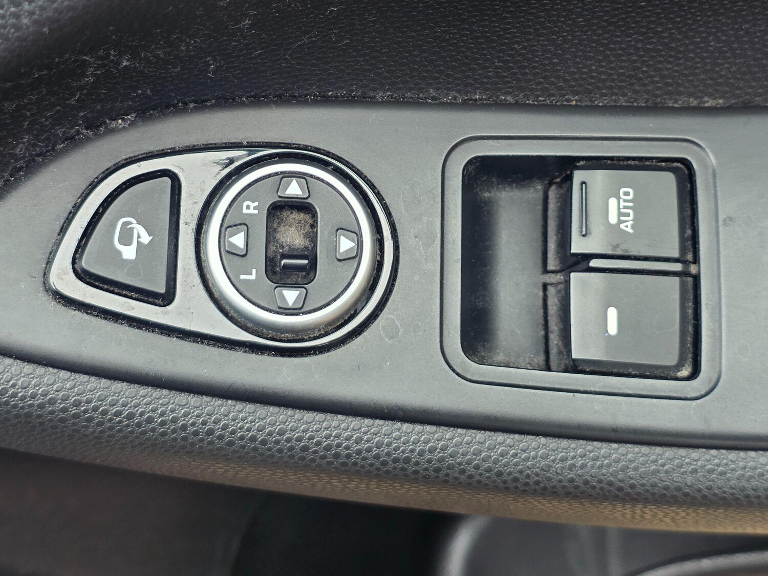Used Hyundai i20 2015 for sale - 76371218: Photo 31