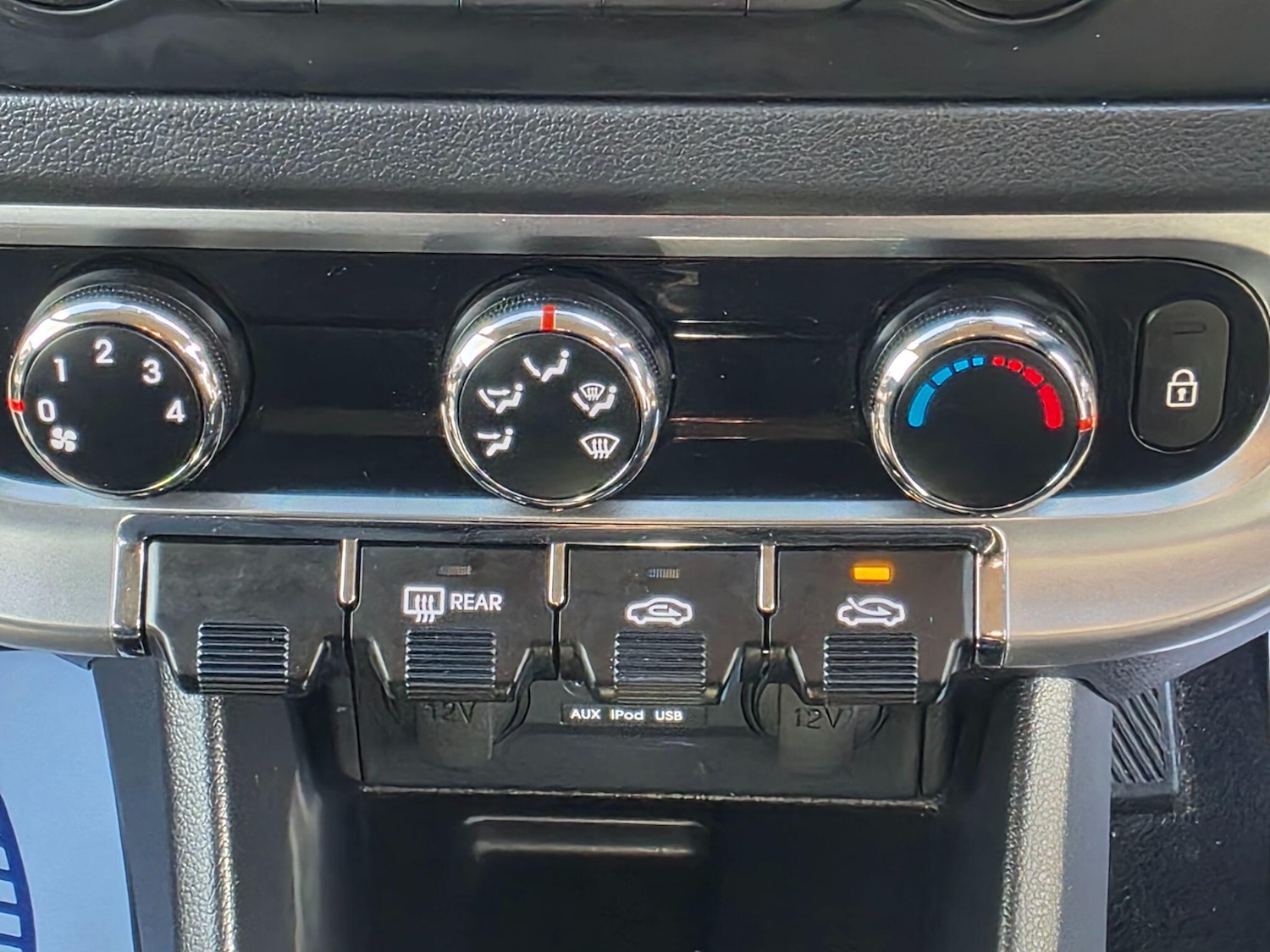 Used Kia Rio 2014 for sale - 76527997: Photo 28