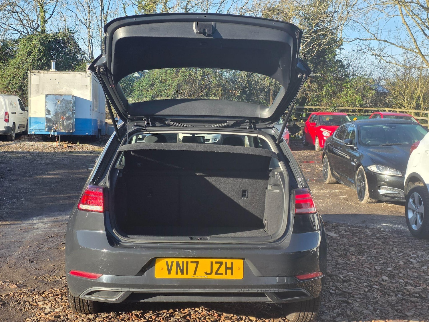 Used Volkswagen Golf 2017 for sale - 77166720: Photo 16