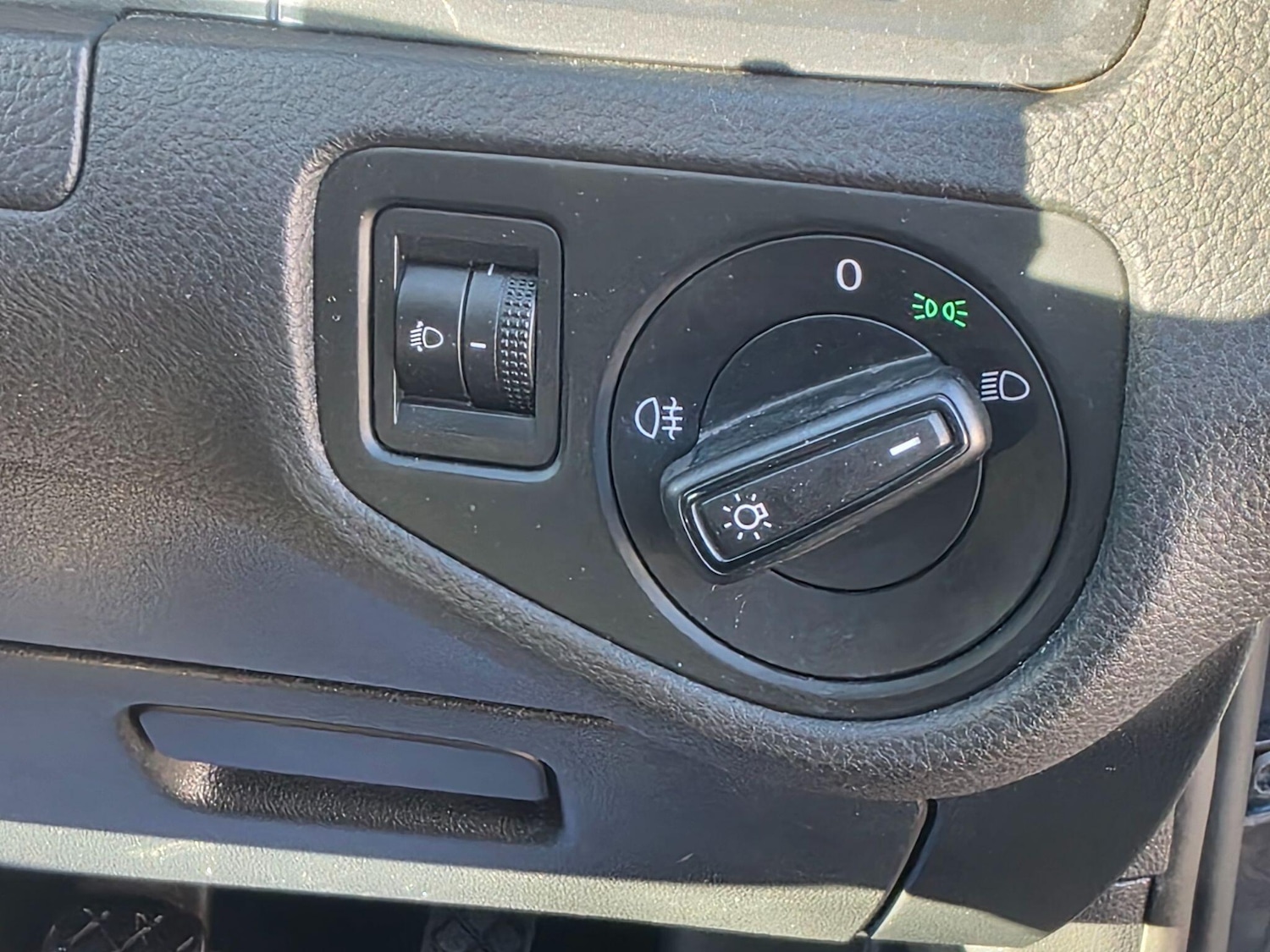 Used Volkswagen Golf 2017 for sale - 77166720: Photo 26