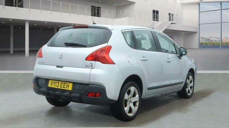 Used Peugeot 3008 2013 for sale - 76935869: Photo 10