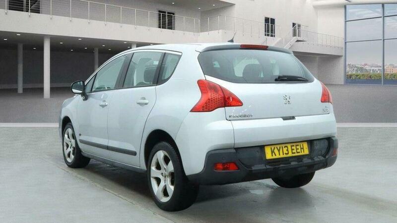 Used Peugeot 3008 2013 for sale - 76935869: Photo 9
