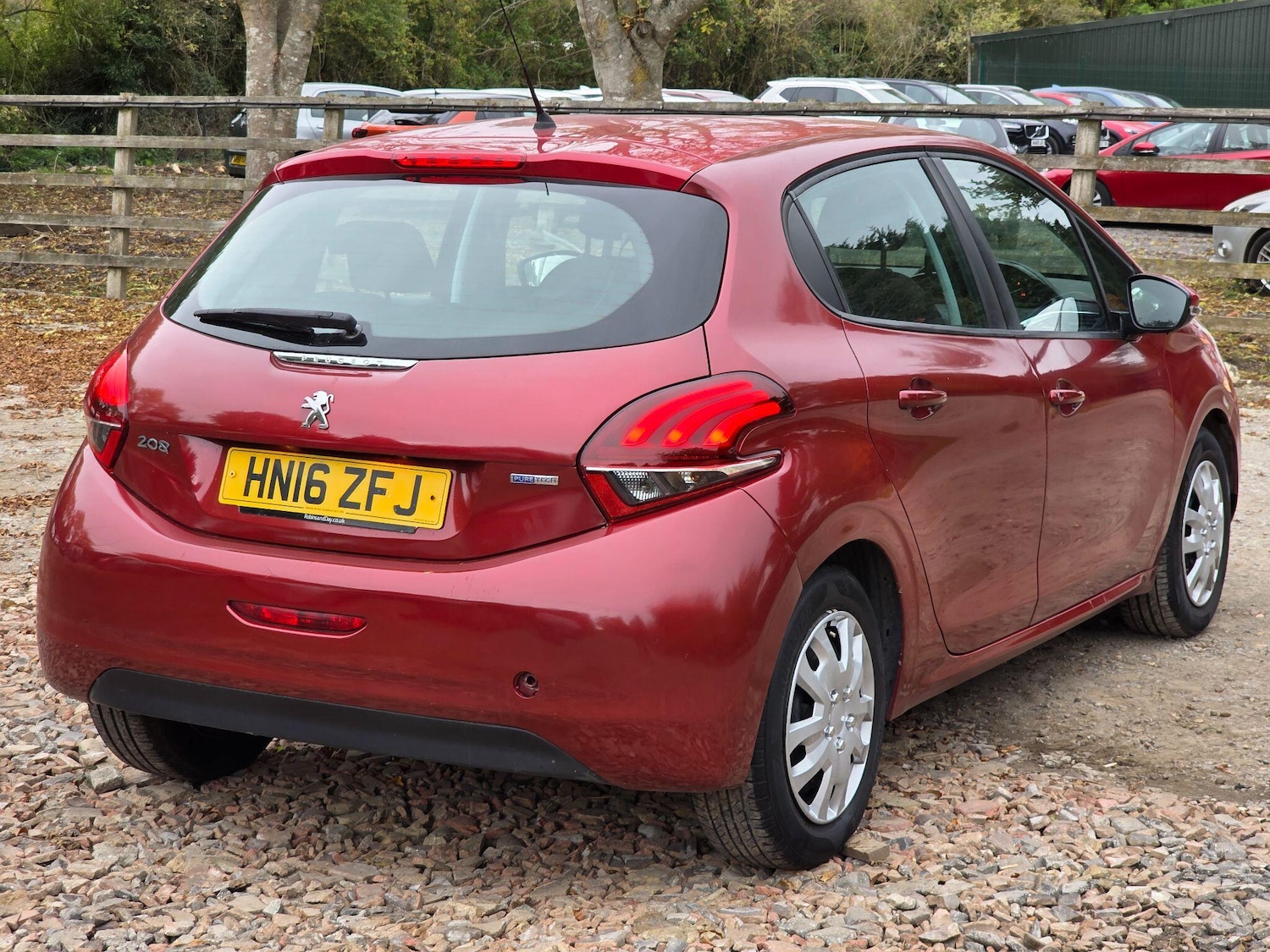 Used Peugeot 208 2016 for sale - 76370759: Photo 10