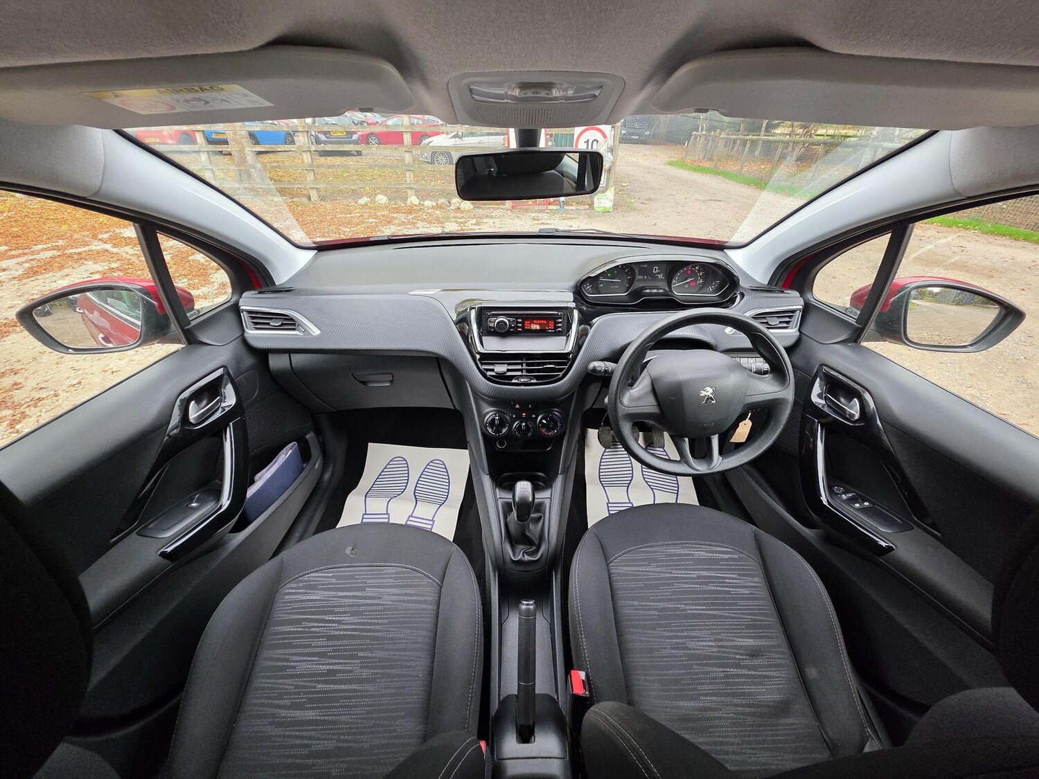 Used Peugeot 208 2016 for sale - 76370759: Photo 24