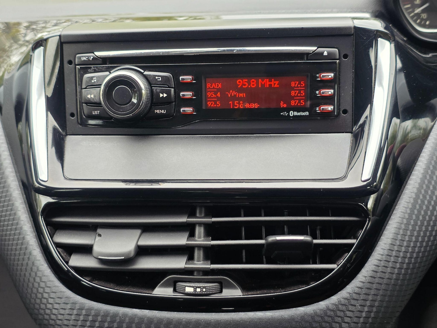 Used Peugeot 208 2016 for sale - 76370759: Photo 27