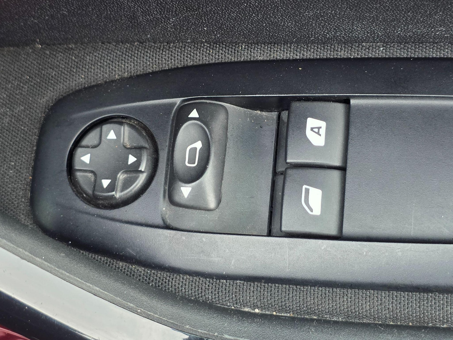 Used Peugeot 208 2016 for sale - 76370759: Photo 31
