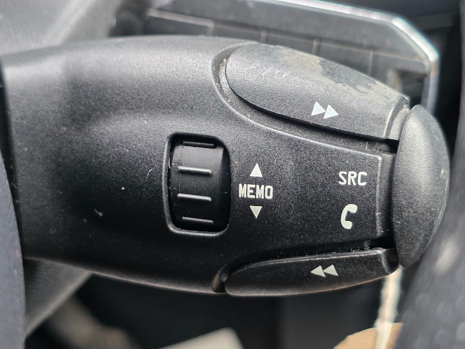 Used Peugeot 208 2016 for sale - 76370759: Photo 34