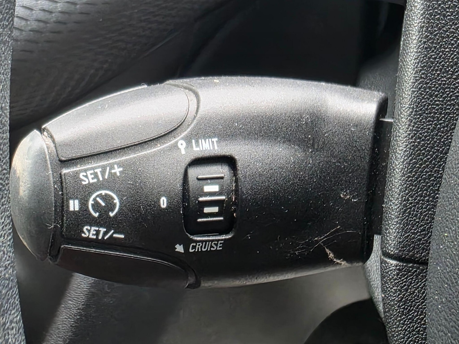 Used Peugeot 208 2016 for sale - 76370759: Photo 35