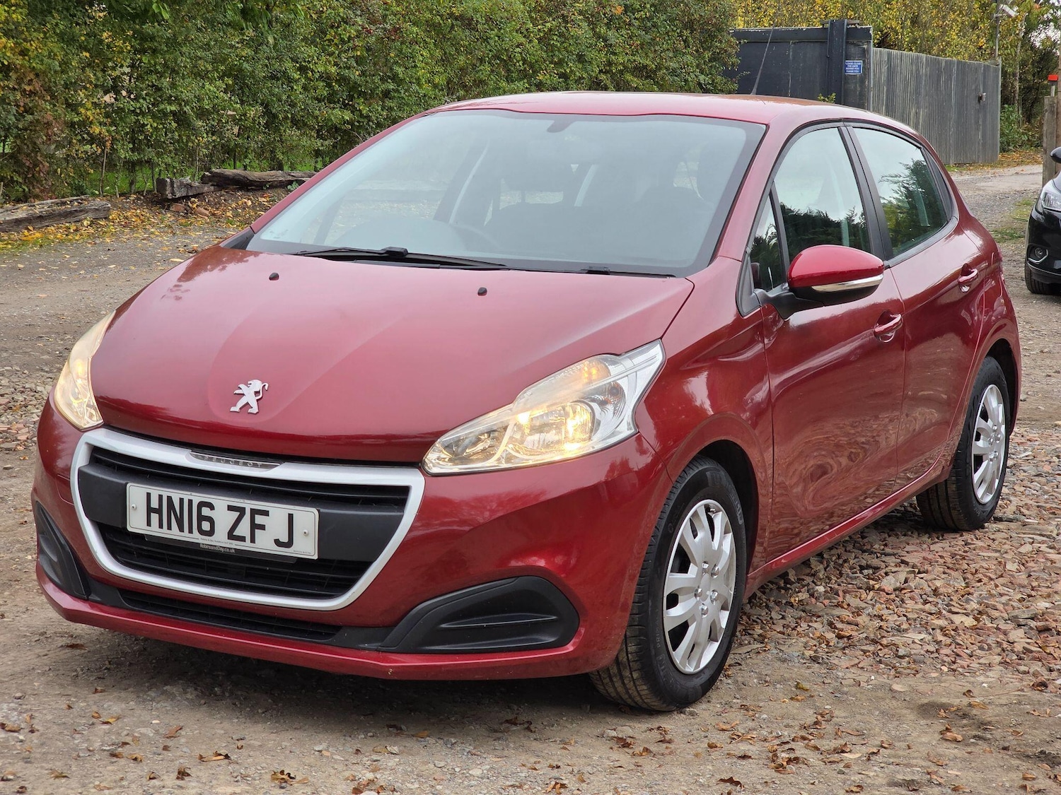 Used Peugeot 208 2016 for sale - 76370759: Photo 6