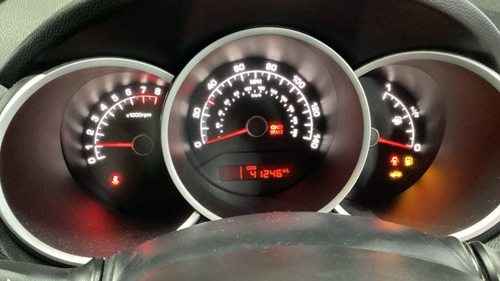 Used Kia Venga 2013 for sale - 77305526: Photo 13