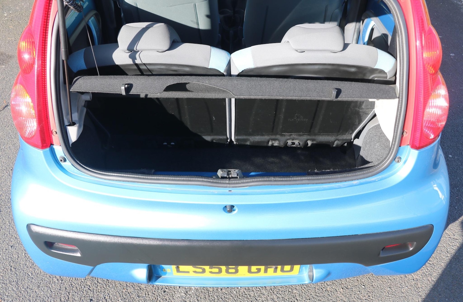 Vehicle 14