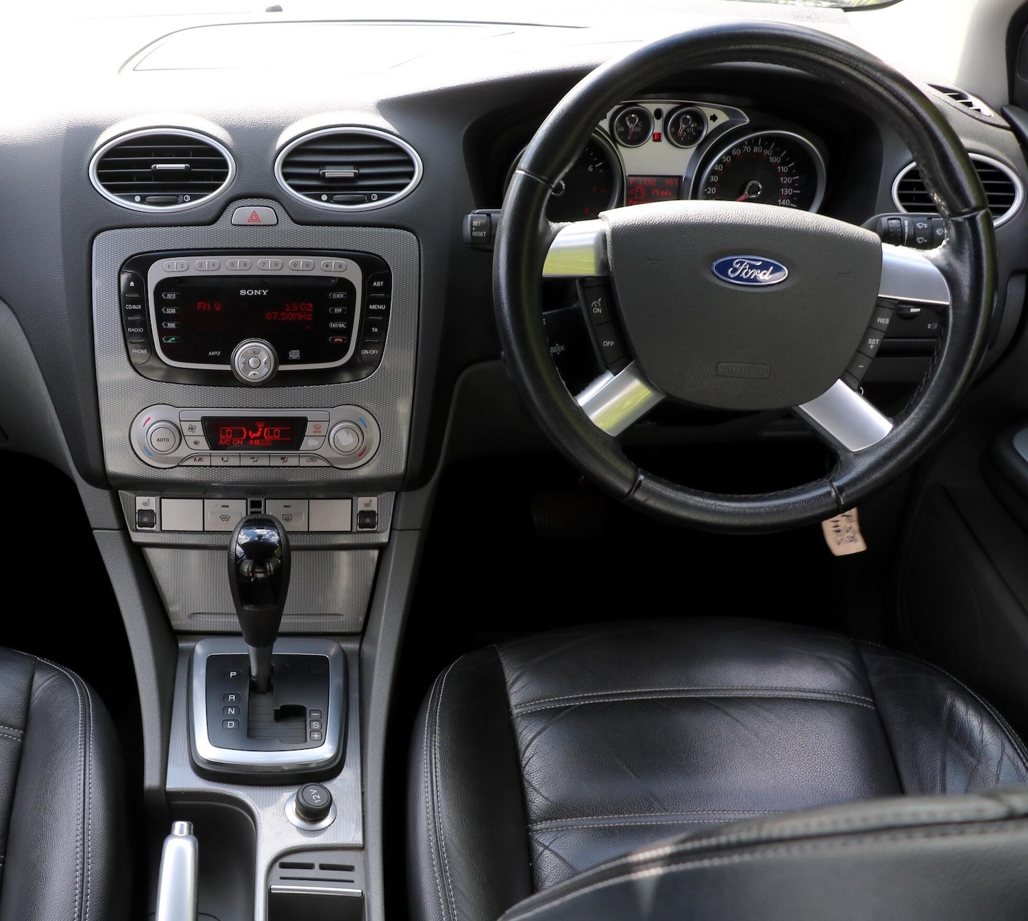 Used Ford Focus 2009 for sale - 75939990: Photo 29