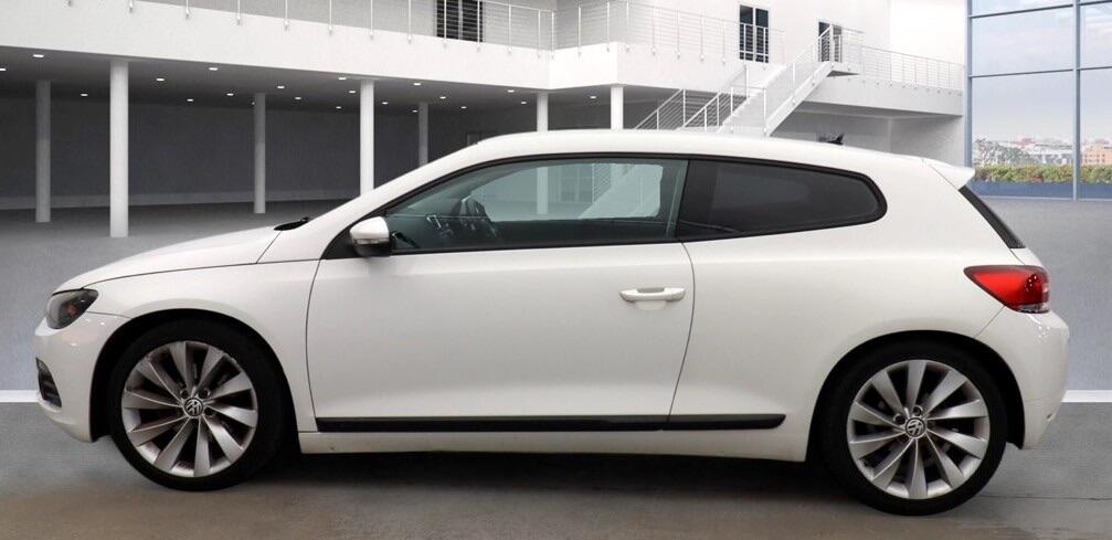 Used Volkswagen Scirocco 2010 for sale - 77238455: Photo 8