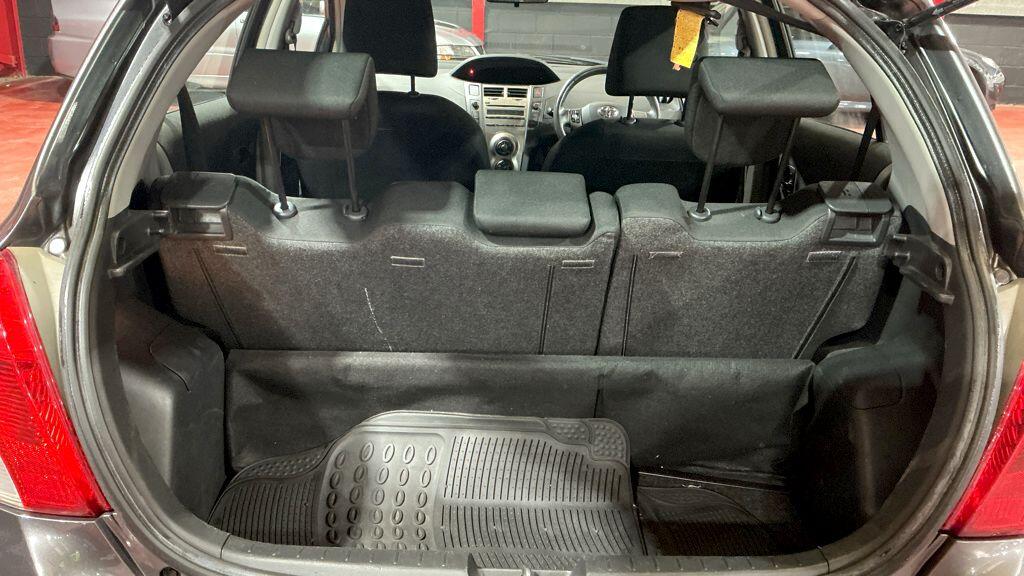 Used Toyota Yaris 2009 for sale - 77939683: Photo 9