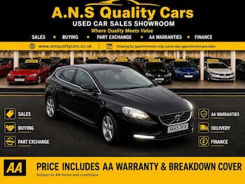 Used Volvo V40 2015 for sale - 79634377: Photo