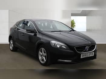 Used Volvo V40 2015 for sale - 79634377: Photo