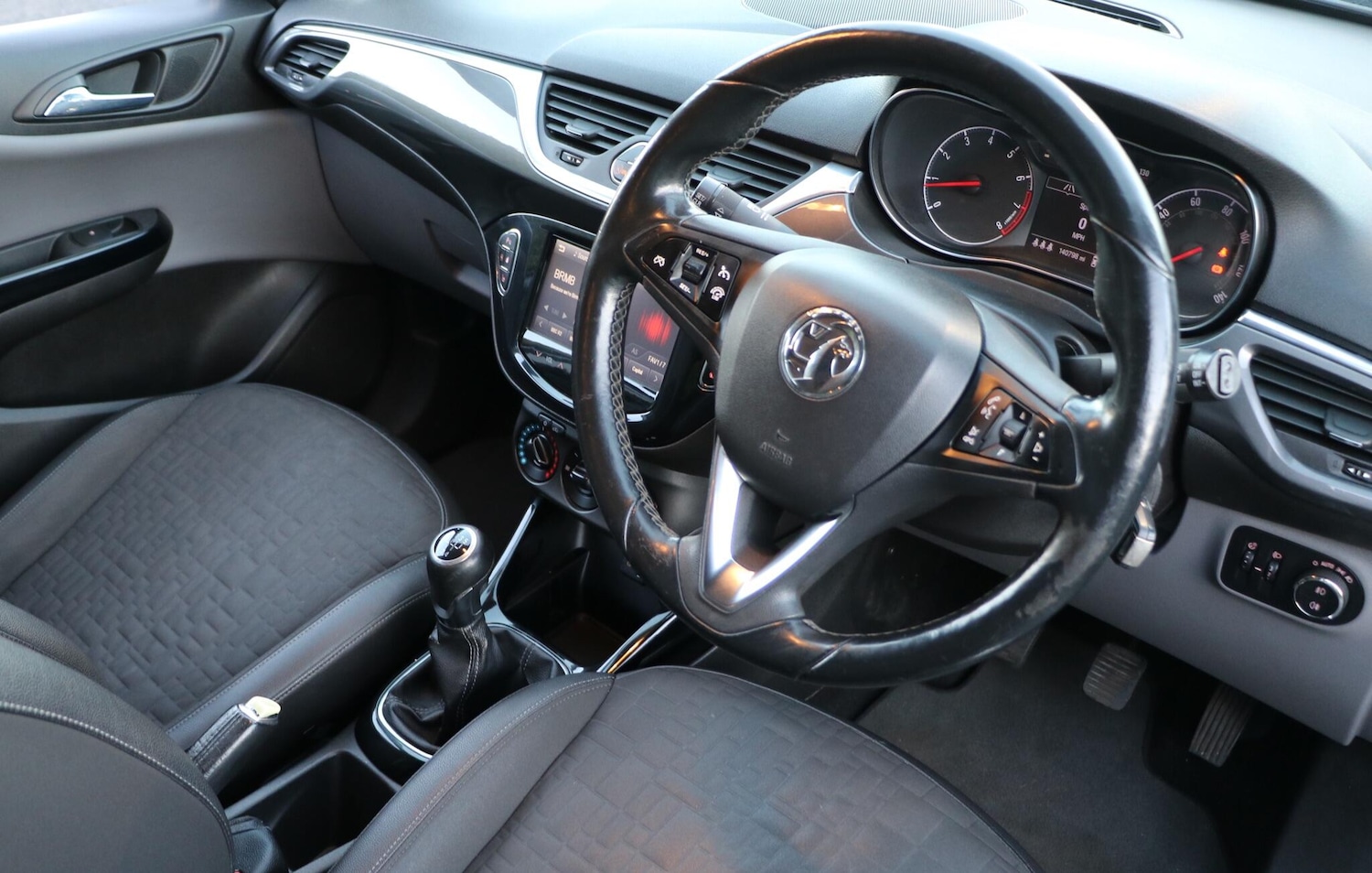 Used Vauxhall Corsa 2015 for sale - 77091538: Photo 23