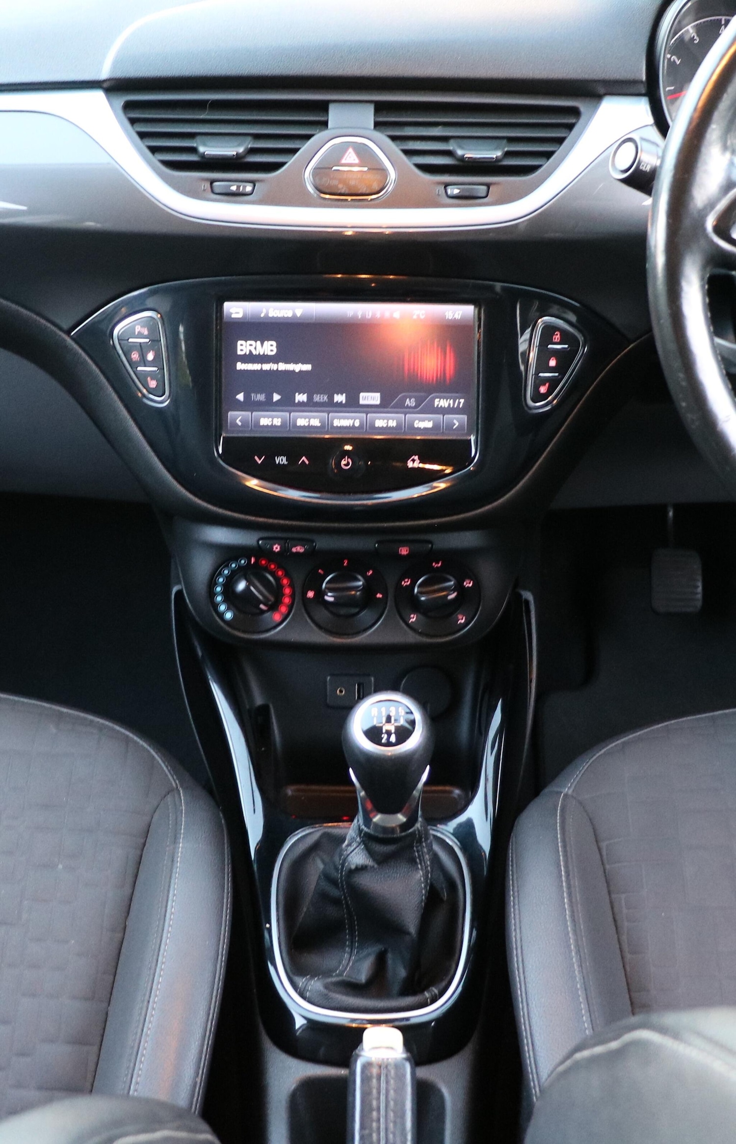 Used Vauxhall Corsa 2015 for sale - 77091538: Photo 32