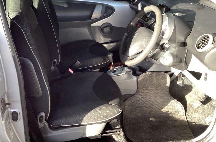 Used Peugeot 107 2009 for sale - 77440252: Photo 6