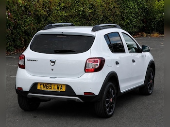 Used Dacia Sandero Stepway 2015 for sale - 79465188: Photo