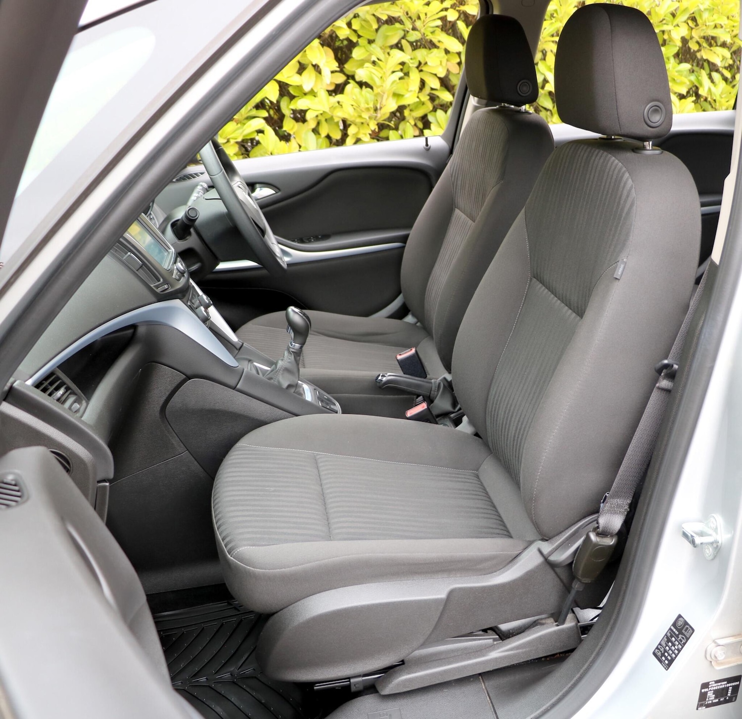 Used Vauxhall Zafira Tourer 2017 for sale - 75953803: Photo 24