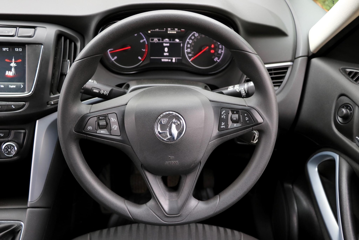 Used Vauxhall Zafira Tourer 2017 for sale - 75953803: Photo 27