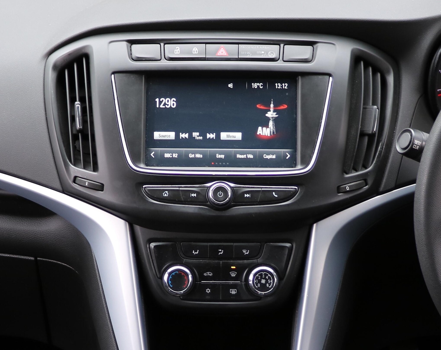 Used Vauxhall Zafira Tourer 2017 for sale - 75953803: Photo 30