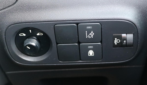 Used Citroen C3 2017 for sale - 75478825: Photo 34
