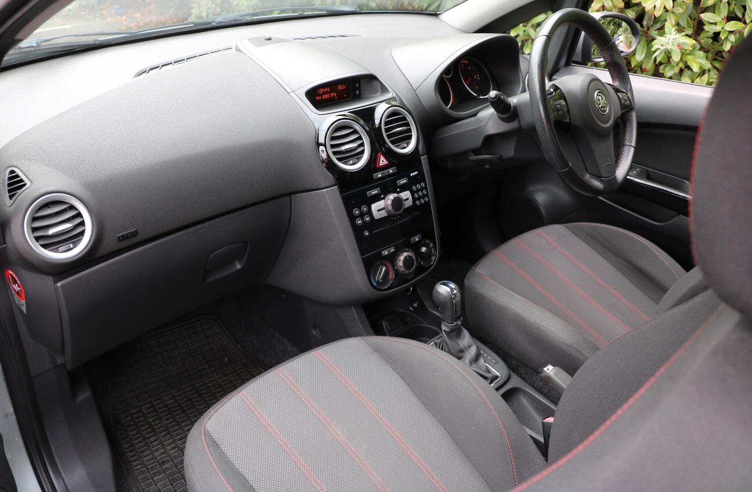 Used Vauxhall Corsa 2011 for sale - 76306241: Photo 16