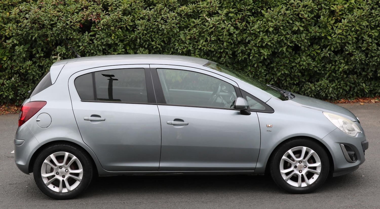 Used Vauxhall Corsa 2011 for sale - 76306241: Photo 9