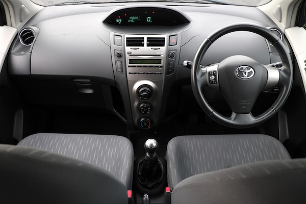 Used Toyota Yaris 2009 for sale - 75477641: Photo 19