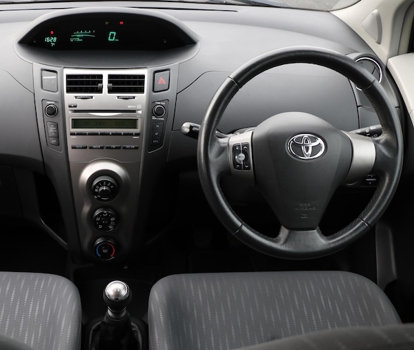 Used Toyota Yaris 2009 for sale - 75477641: Photo 26