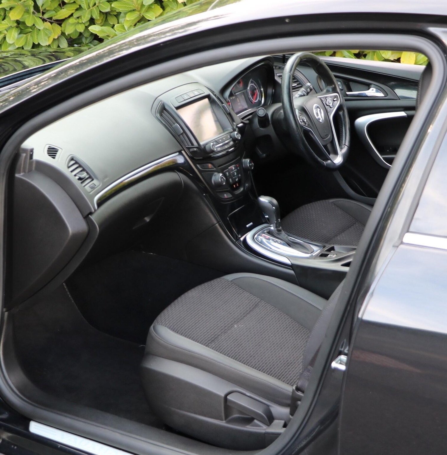 Used Vauxhall Insignia 2015 for sale - 75678117: Photo 20