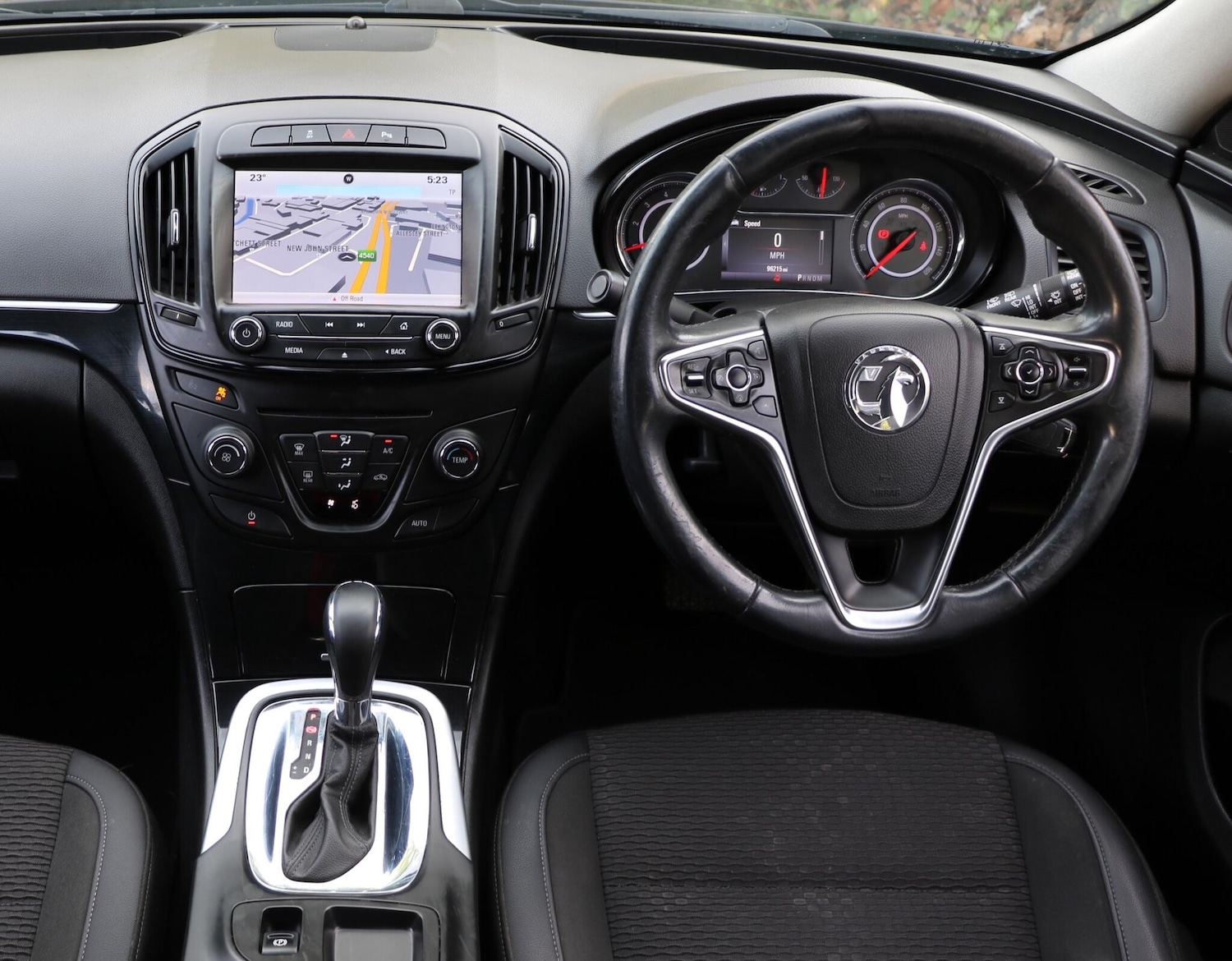 Used Vauxhall Insignia 2015 for sale - 75678117: Photo 25