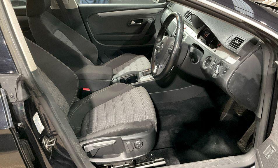 Used Volkswagen Passat 2009 for sale - 77808845: Photo 9